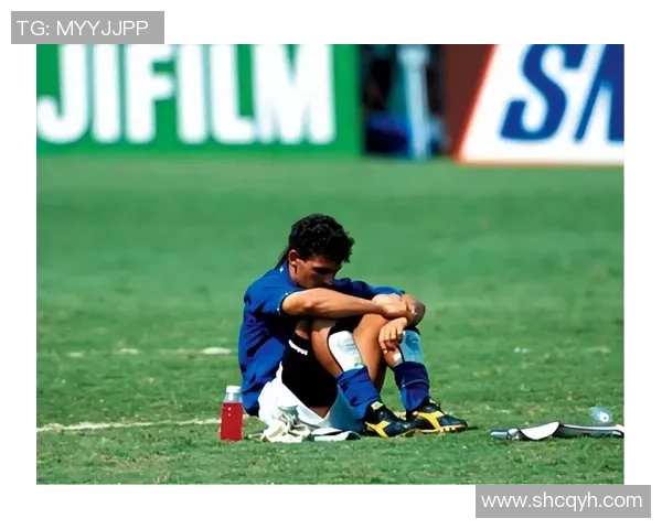 足球明星伤感背影图集揭示他们不为人知的孤独与奋斗历程